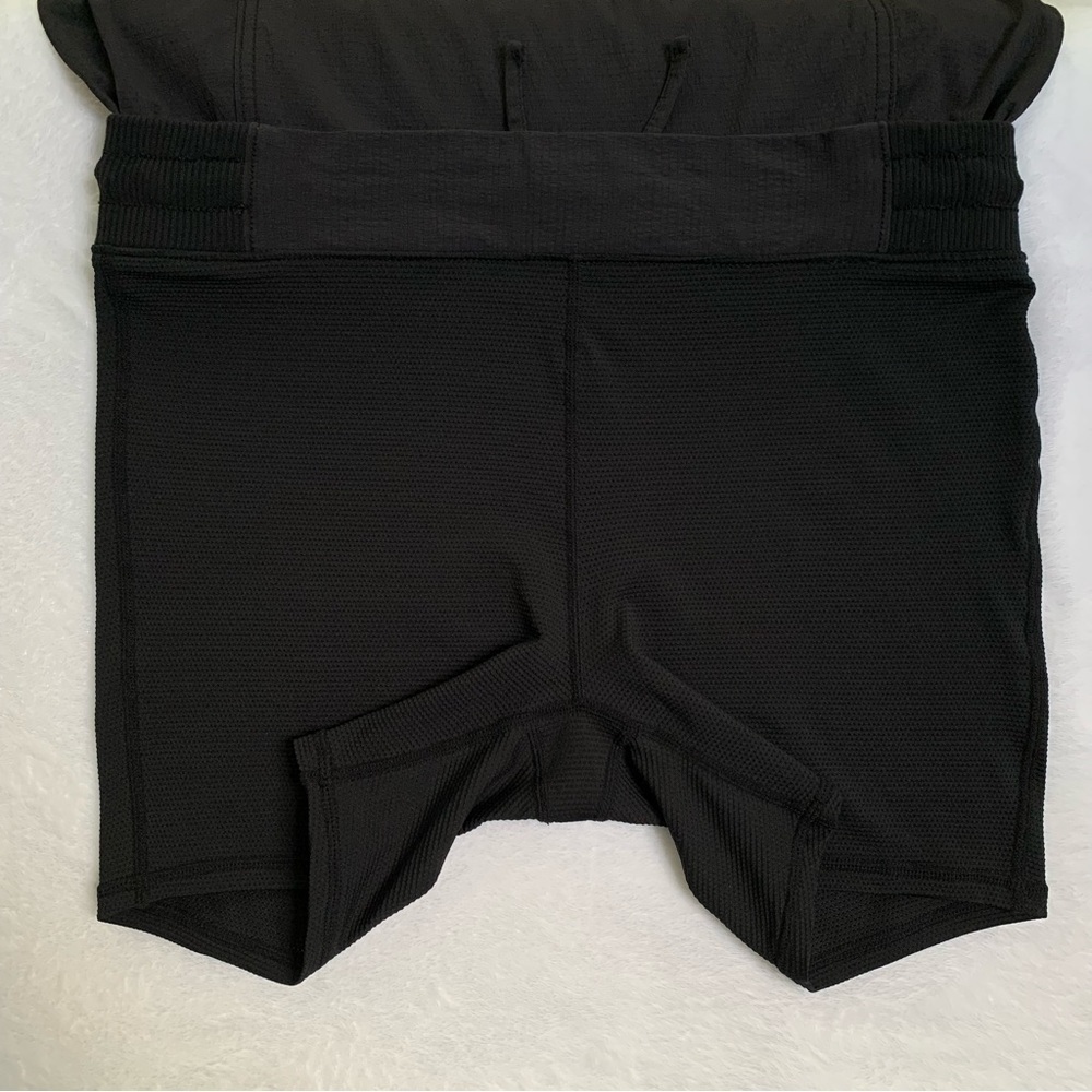 Athleta Black Trekkie Skort size 2 - Picture 12 of 16